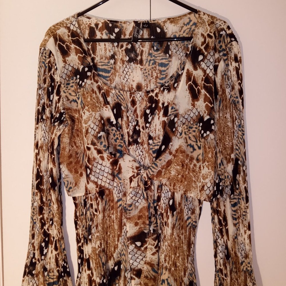 Blouse With Tied Front By Essentials By Milano - image 4